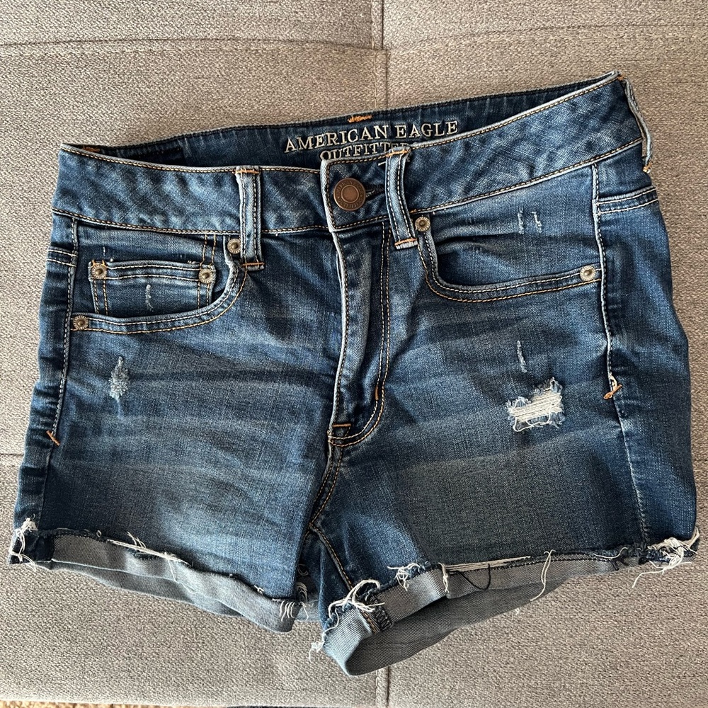 American eagle jean shorts size 6